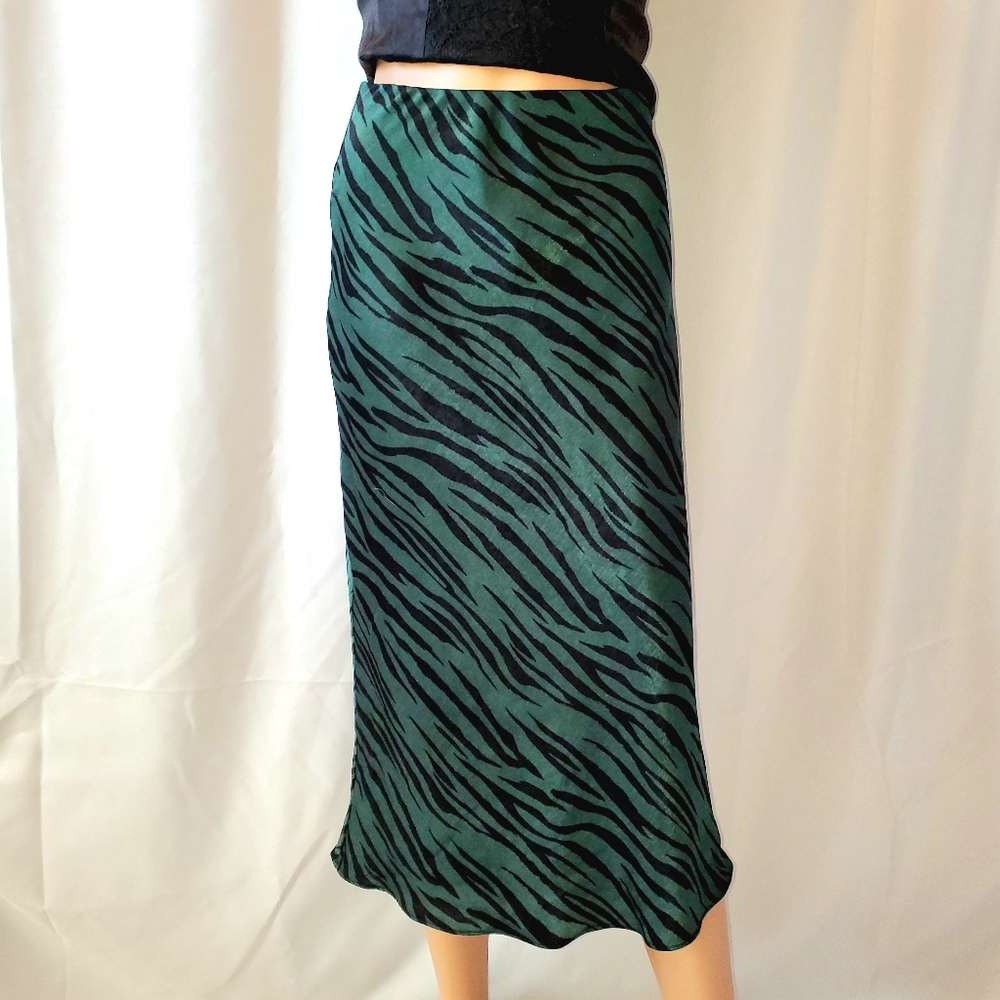 NWOT Gianni Bini Black & Green Midi Zebra Skirt - SM